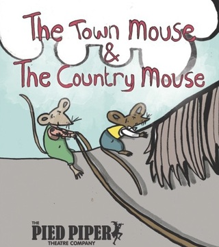 Illustrated Story of The Town Mouse & The Country Mouse